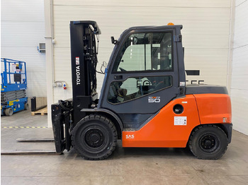 Diesel forklift Toyota 40-8FD50N: picture 2
