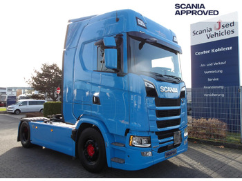 Tractor unit SCANIA S