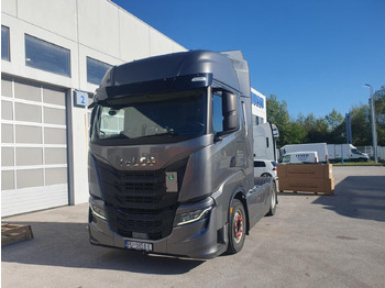 Tractor unit IVECO S-WAY