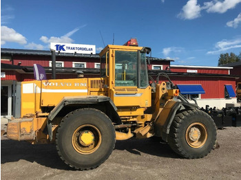 Wheel loader VOLVO L90