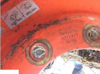 Wheel and tire package for Agricultural machinery FELGA DW 16x26 , OPONA firestone 23.1 - 26 , Claas Dominator: picture 4