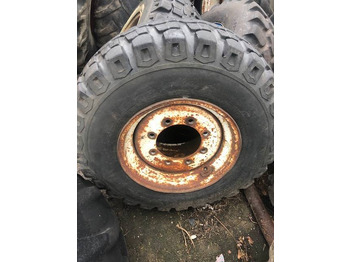 Wheel and tire package for Material handling equipment Manitou - Koła [20 cali]: picture 2