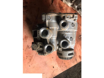 Brake valve NEW HOLLAND