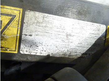 Attachment for Material handling equipment Kaup Fork positioner: picture 3