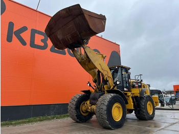 Wheel loader CATERPILLAR