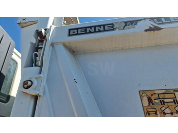 Tipper Iveco Trakker 410: picture 3