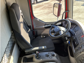 Box truck DAF LF 210 FA / 12 Ton / 416 dkm / Koffer / LBW / NL LKW: picture 3