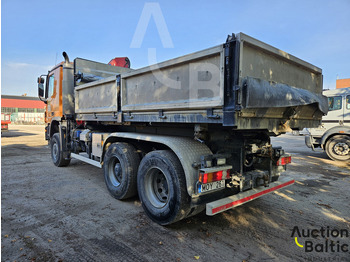 Tipper, Crane truck Mercedes-Benz Actros 1844: picture 3