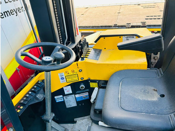 Truck mounted forklift Terberg Kinglifter TKL-S-3x3 1.500 kg Terberg Kinglifter TKL-S-3x3 1.500 kg: picture 4 Truck mounted forklift Terberg Kinglifter TKL-S-3x3 1.500 kg Terberg Kinglifter TKL-S-3x3 1.500 kg: picture 4