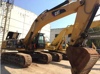 Crawler excavator CATERPILLAR 336D2: picture 3