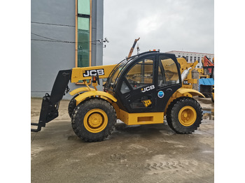 Telescopic handler JCB
