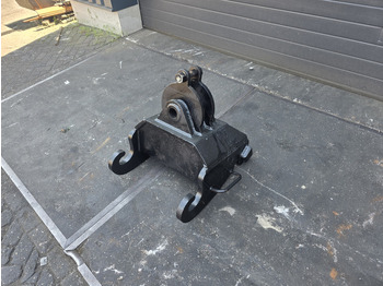 Quick coupler
