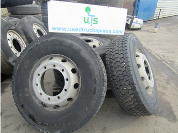Tire for Truck 315/80/22.5 ALCOA (4) WITH PIRRELLI DRIVE PATTERN TYRES: picture 2