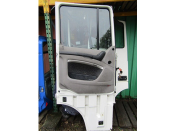 Cab and interior for Truck DAF XF 105 NEARSIDE (PASSENGER) COMPLETE DOOR: picture 4