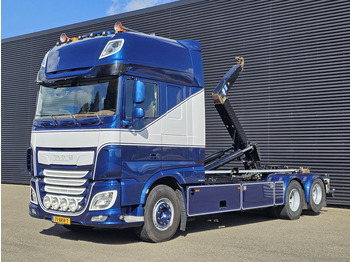 Hook lift truck DAF XF 530