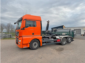 Hook lift truck MAN