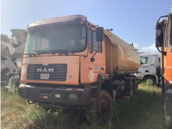 Tank truck MAN 33.414