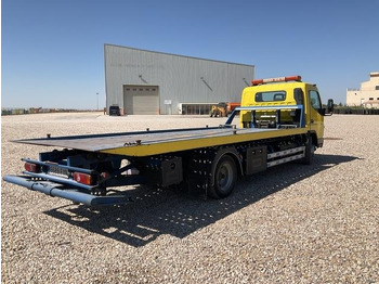 Tow truck Mitsubishi Canter: picture 3