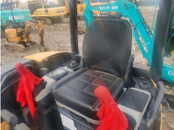 Mini excavator Komatsu PC35MR: picture 5