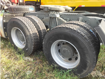 Tractor unit Sinotruk HOWO 371 6*4 Tractor: picture 3 Tractor unit Sinotruk HOWO 371 6*4 Tractor: picture 3