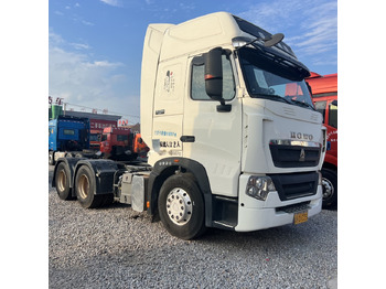 Tractor unit SINOTRUK HOWO
