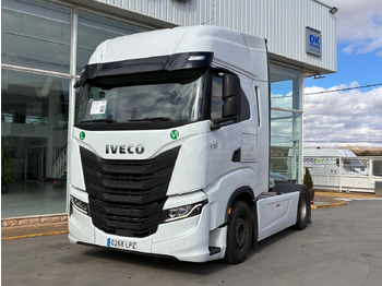 Tractor unit IVECO S-WAY