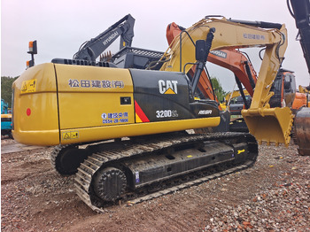 Crawler excavator CATERPILLAR 320D2
