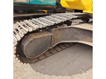 Crawler excavator KOMATSU PC200-8: picture 2