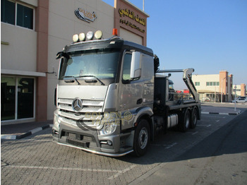 Skip loader truck MERCEDES-BENZ 2642 6×2 DOUBLE SKIP LOADER with HIAB Crane: picture 2