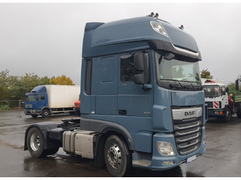 Tractor unit DAF XF 530