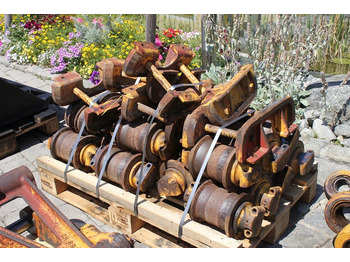 Track roller for Construction machinery Liebherr R 921: picture 2