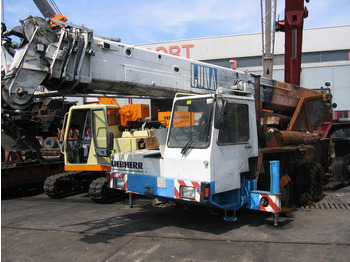 All terrain crane LIEBHERR LTM 1035