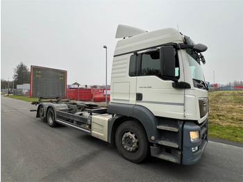Container transporter/ Swap body truck MAN TGS 26-500 6x2-4 LL: picture 3