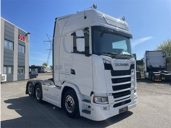 Tractor unit SCANIA S 660