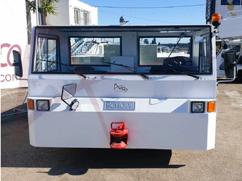 Pushback tractor SCHOPF F180: picture 4 Pushback tractor SCHOPF F180: picture 4