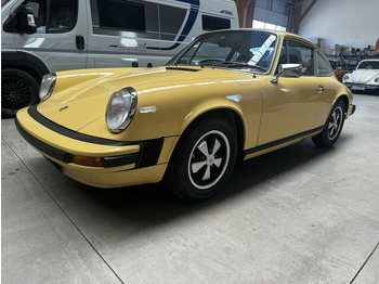 Car PORSCHE