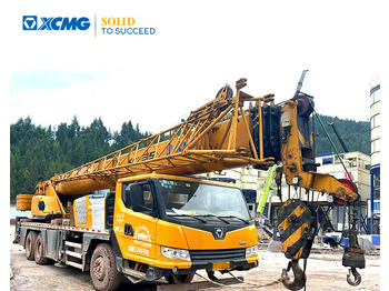 Mobile crane XCMG