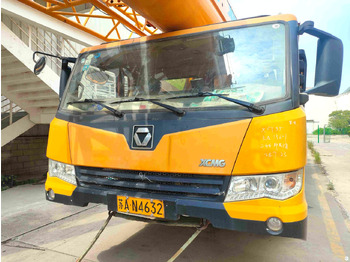Mobile crane XCMG XCT55L5 55ton used 5-section truck crane price: picture 3 Mobile crane XCMG XCT55L5 55ton used 5-section truck crane price: picture 3