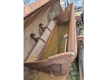 Bucket LIEBHERR