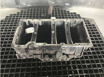 Oil filter LIEBHERR
