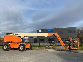 Telescopic boom JLG