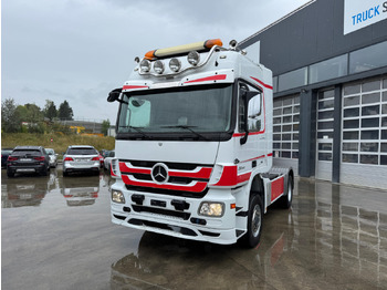 Tractor unit MERCEDES-BENZ Actros 2044