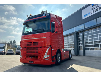 Tractor unit VOLVO FH 500