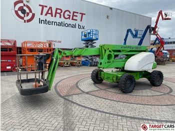 Articulated boom NIFTYLIFT