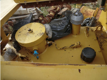 Hydraulic tank for Construction machinery Caterpillar 735 Serbatotio olio idraulico, completo di porta batterie, quadro elettrico.: picture 4 Hydraulic tank for Construction machinery Caterpillar 735 Serbatotio olio idraulico, completo di porta batterie, quadro elettrico.: picture 4
