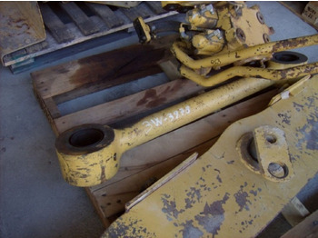 Body and exterior CATERPILLAR