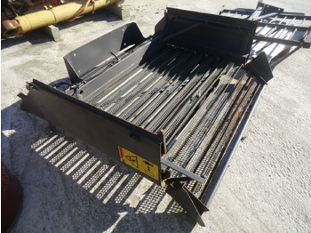 Grill for Construction machinery VOLVO L330E GRIGLIA: picture 3