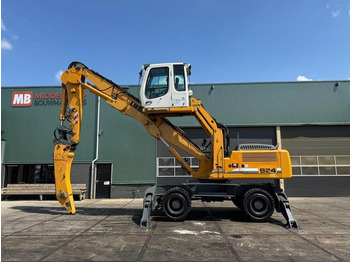 Waste/ Industry handler LIEBHERR A 924