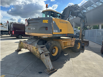 Wheel excavator Volvo EW140: picture 4
