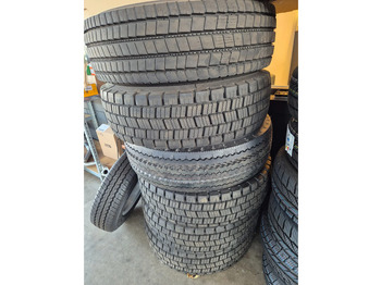 Tire MICHELIN